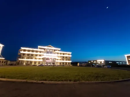 HaichengJinHongXiYue Hotel Отели рядом с достопримечательностью «Kuixing Building»