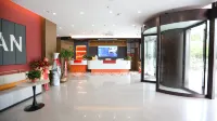 Weishan Borrman Hotel (Kuiwen Dong Road) - Parking