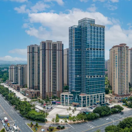 Vienna International Hotel · Yi Yang City University Branch