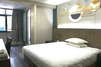 Qinglu Hotel