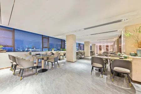 Lavande Hotel (Dongguan Huangjiang Walmart Rainbow Shopping Center) Отели рядом со станцией Zhangmutou Railway Station