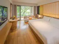Luhu Hotel Hotels in Luzhou