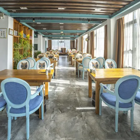 Xichao Hotel (Taikang Wancheng Commercial Life Plaza Traditional Chinese Medicine Hospital Branch)
