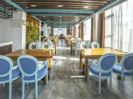 Xichao Hotel (Taikang Wancheng Commercial Life Plaza Traditional Chinese Medicine Hospital Branch) Отели в г. Тайкан