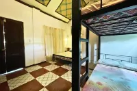 Half Moon Village and Beach House - Pet Friendly