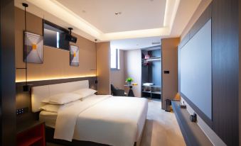 Jingyue Hotel International (Shihezi University North District)