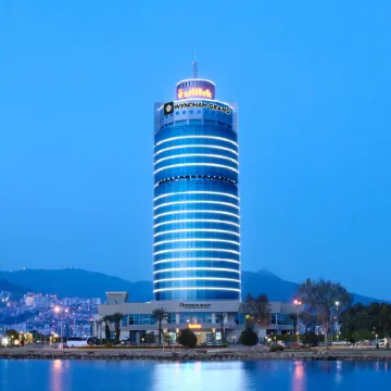 Wyndham Grand Izmir Ozdilek Thermal and Spa
