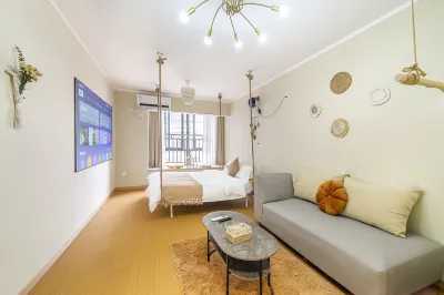 Xianting Xiaozhu Projection Homestay 충칭 호텔