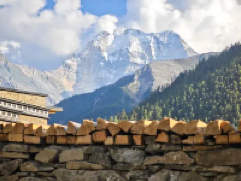 ZENVEW YADING Hoteles en Daocheng