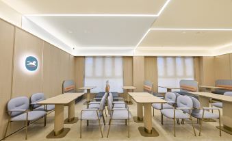 HanTing Hotel (Songjianghe Zhen)