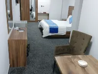 Sindbad Palace Hotel Hotels near Firdos Square