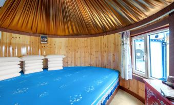 Huiten Siler Prairie Homestay Star Resort