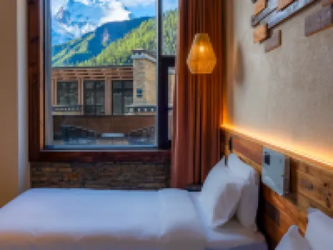 ZENVEW YADING Hoteles en Daocheng