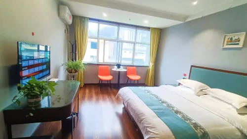 Fuyuan Hotel (Kangxian Bus Station) Hotels in Kang County