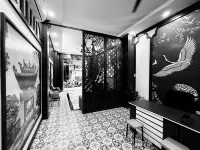 The Queen Hotel & Spa 2