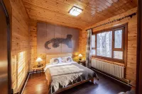 Yabuli QuShe Four seasons Private Lakefornt B&B Hotels in Shangzhi