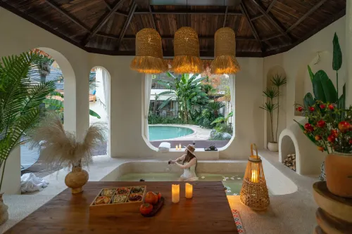Anji Xiaoman Qianqian · Tropical Southeast Asian Designer Resort - Jacuzzi