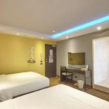 Macchi Hotel Hotels near Wenshan District