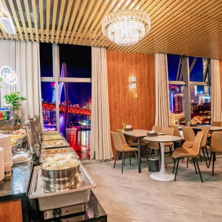 Shanqi Houshe High-altitude Riverview Hotel (Chongqing Beibin Road Yujia Wharf)