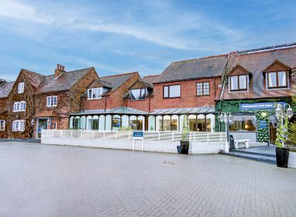 The Warwick Hotel