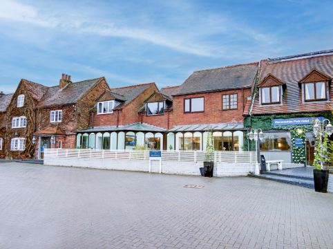 The Warwick Hotel