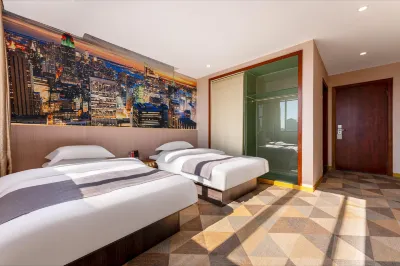 Dahua Grand Hotel Hotels near Aofeng Park