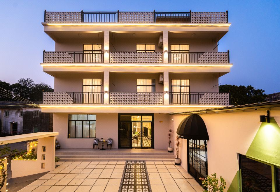 hotel overview picture