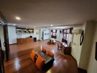 Uptown Eco Hotel