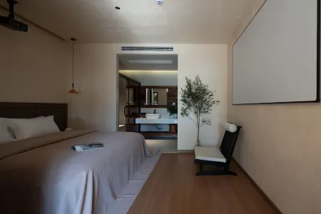 Summer Отели рядом с достопримечательностью «Lashihai Ancient Tea-Horse Route»