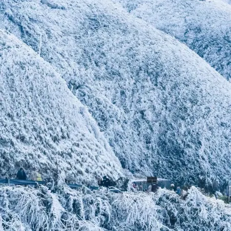 Yunbingshan Goulan Inn