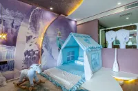Lugu Lake Lakeside Dream · Hillside Lakeview Boutique Hotel Hotels near Lugu Lake's Goddess Bay