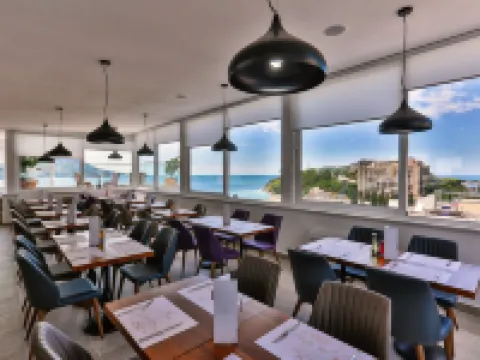 Hotel Lusso Mare by Aycon Hotels in Boreti