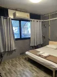 Brio Cafe and Hostel 왓 피차야야띠 주변 호텔