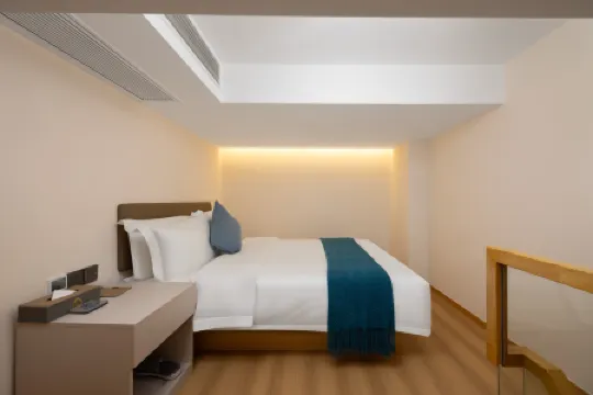 Guangzhou Lingyue Hotel (Canton Fair Transfer Service) Отели рядом с достопримечательностью «TIT Creative Park»