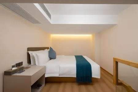 Guangzhou Lingyue Hotel (Canton Fair Transfer Service) Отели рядом с достопримечательностью «Guangdong Technical College of Water Resources and Electric Engineering Tianhe Campus»