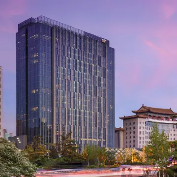 Sofitel Beijing Central Отели рядом с достопримечательностью «Станция метро Jianguomen»