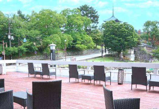 호텔 텐피오 나라마치 외관