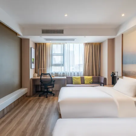 Rezen  Hotel (formerly Yixing Renmin Road Atour Hotel)