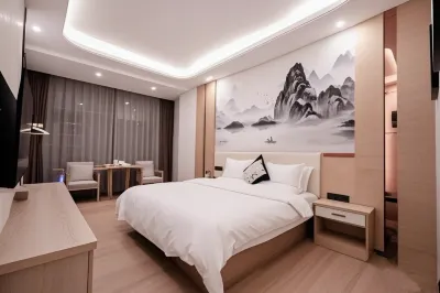 Muxi Foot Road · Hotel (Ping An Bus Station)