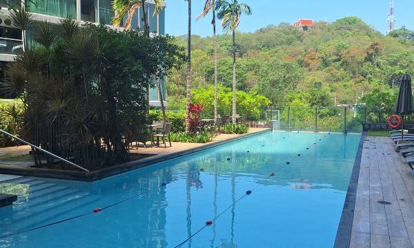 Unixx Seaview Resort
