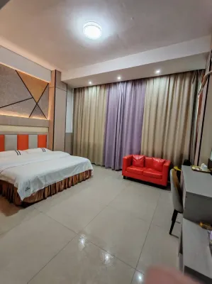 Baise Kaiyue Business Hotel