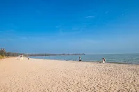 Qinzhou Qinnan Liwan Hotel