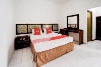 Hotel O Bungurasih Near Juanda International Airport Formerly Griya Waru Hotel - Homestays