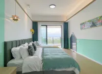 Yangjiang Pearl Bay Linlang Scenic Apartment