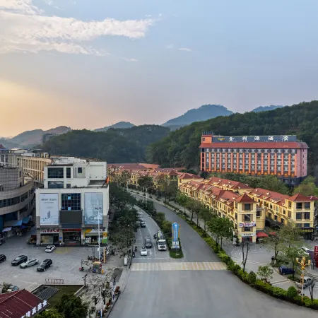 Jinliyuan Hotel (China Vietnam City)