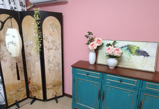 A sweet afternoon tea for a relaxing stay. 숙소 주변 풍경