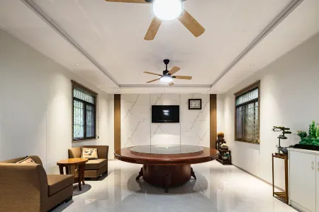 Nuanyunjian Homestay (Sanxia Airport) Отели рядом с Аэропорт Ичан