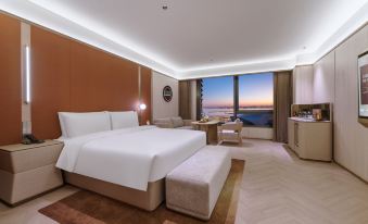 Crystal Orange Hotel in Dalian Donggang Business District