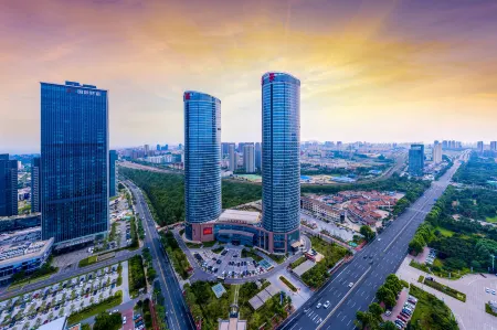 Tiande International Hotel Отели рядом с достопримечательностью «WanPing HaiXian MeiShiJie»