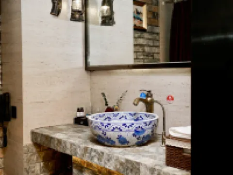 Pineapple Hotel Hotel di Linshu